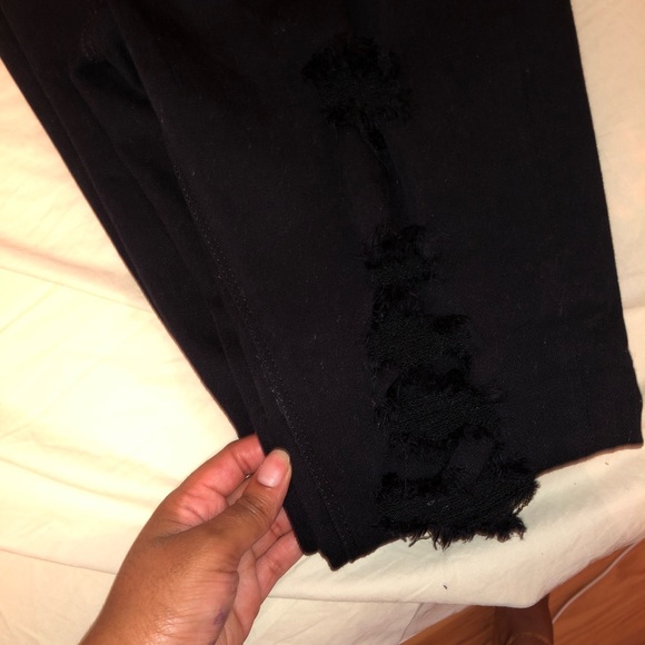 Express - Distressed Mid Rise Jegging. SOLD - Picture 3 of 6